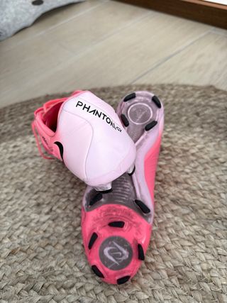 Zapatos de fútbol Nike Phantom Rosa