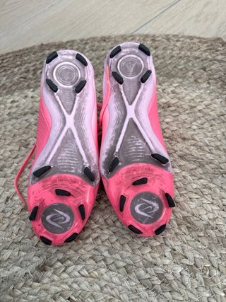 Zapatos de fútbol Nike Phantom Rosa
