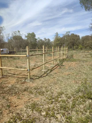 Montaje de vallas metálicas