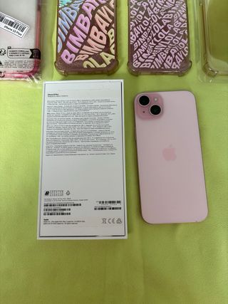 iPhone 15 Plus con regalos