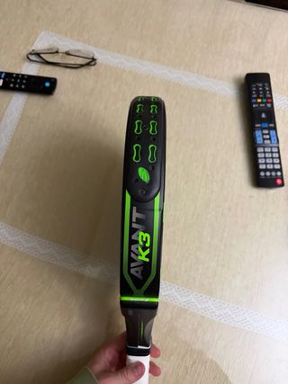 Pala Bullpadel Avant K3