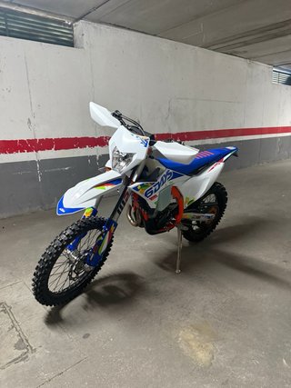 KTM 350 six daysEnduro R Azul/Naranja/Blanca