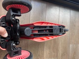 Patinete Scoot & Ride Rosa Salmón en buen estado