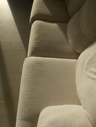 Sofá beige de tela