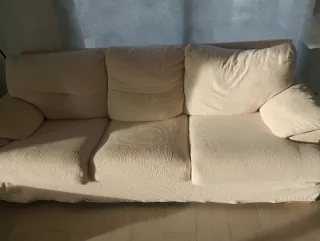 Sofá beige de tela
