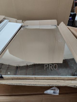 Specchio con mobile e illuminazione LED