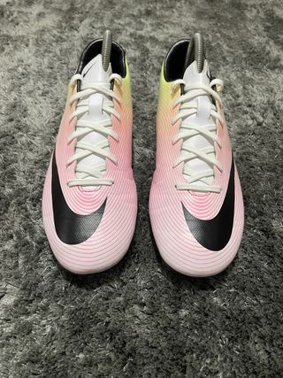 Chuteiras Nike Mercurial Victory V FG