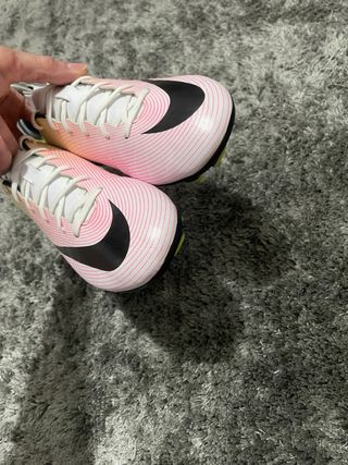 Chuteiras Nike Mercurial Victory V FG