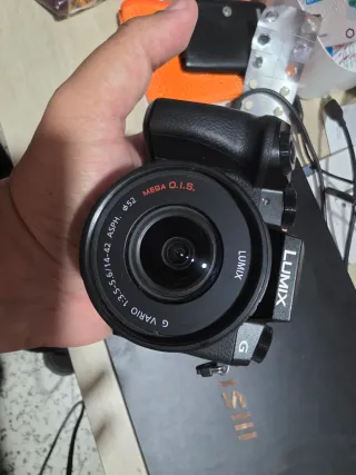 Lumix G7 + Lente Panasonic 14-42 + 50mn canon FD