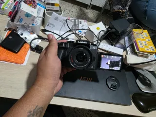 Lumix G7 + Lente Panasonic 14-42 + 50mn canon FD