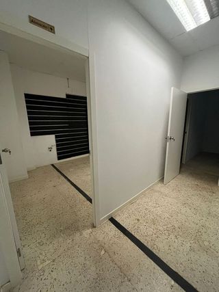 Local comercial en alquiler en El Cerro en Sevilla