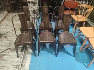 Sillas metálicas apilables para exterior