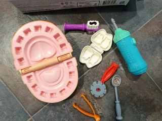 Play-Doh Dentista Bromista. Viene sin plastelina.