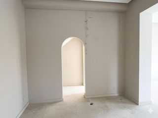 Local comercial en alquiler en Los Remedios en Sevilla