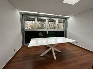 Oficina en alquiler en La Dreta de l'Eixample en Barcelona