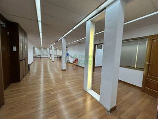 Oficina en alquiler en La Dreta de l'Eixample en Barcelona