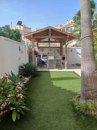 Casa pareada en venta en Calahonda en Mijas