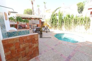 Casa en venta en Campos de Golf - Villa Martin - Los Dolses en Orihuela