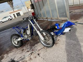 Moto Yamaha YZ400F WR