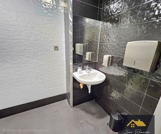 Local comercial en venta en Portugalete