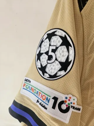 Camiseta Barça dorada Lamine Yamal 10 talla S