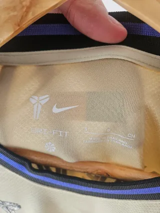 Camiseta Barça dorada Lamine Yamal 10 talla S