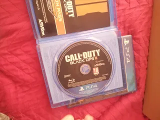 2 Juegos PS4: Call of Duty Black Ops III y IV
