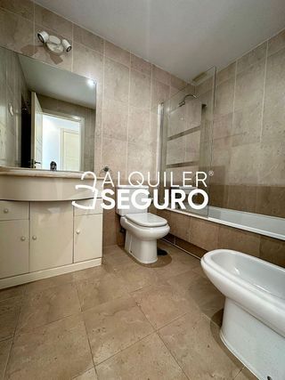 Piso en alquiler en Rejas en Madrid