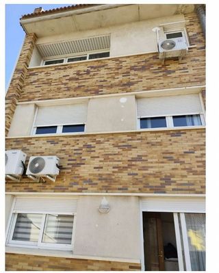 Dúplex en venta en Valdefierro en Zaragoza