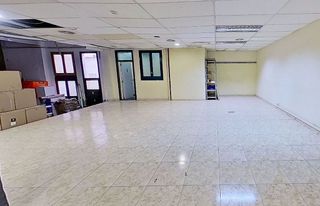 Local comercial en venta en El Guinardó en Barcelona