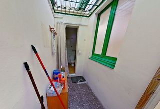 Local comercial en venta en El Guinardó en Barcelona