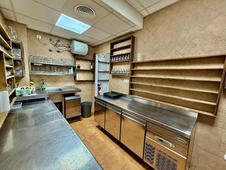 Local comercial en venta en Arroyo de la Miel en Benalmádena