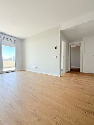 Piso en alquiler en Virgen del Cortijo - Manoteras en Madrid