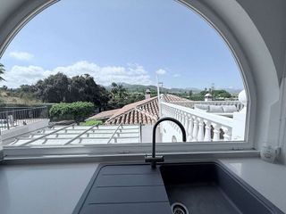 Chalet en venta en Coín