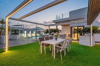 Chalet en venta en Campos de Golf - Villa Martin - Los Dolses en Orihuela