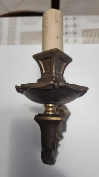 Applique in ottone vintage