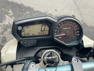 Yamaha XJ6 Diversion N Naked