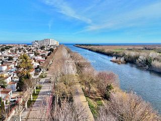 Piso en venta en Empuriabrava en Castelló d´Empúries