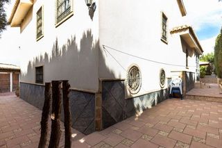 Chalet en venta en Padul