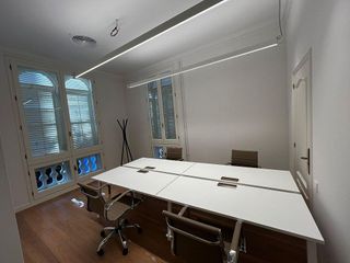 Oficina en alquiler en La Dreta de l'Eixample en Barcelona