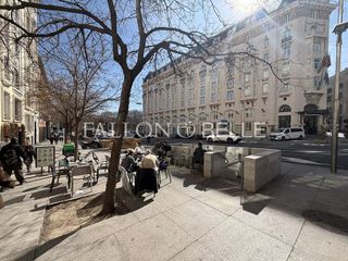 Piso en alquiler en Cortes - Huertas en Madrid