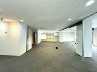 Oficina en alquiler en La Dreta de l'Eixample en Barcelona