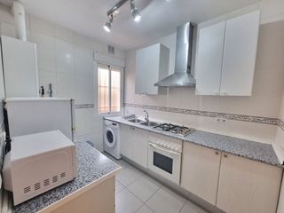 Piso en alquiler en Bellas Vistas en Madrid