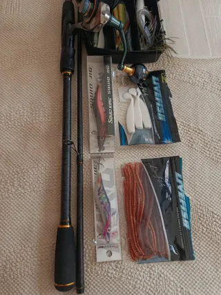 Attrezzatura da pesca spinning completa