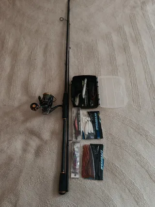 Attrezzatura da pesca spinning completa