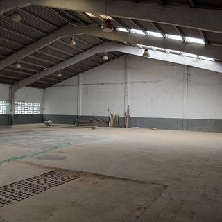 Nave industrial en alquiler en Centre en Sabadell