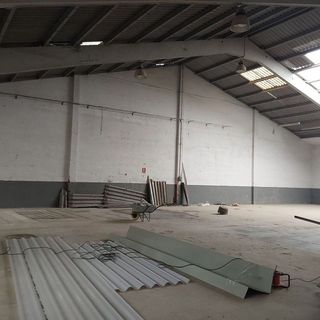 Nave industrial en alquiler en Centre en Sabadell