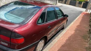 Renault Laguna 1
