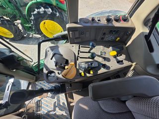 Tractor John Deere 6195M