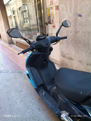 Ciclomotor Peugeot Speedfight Negro/Azul